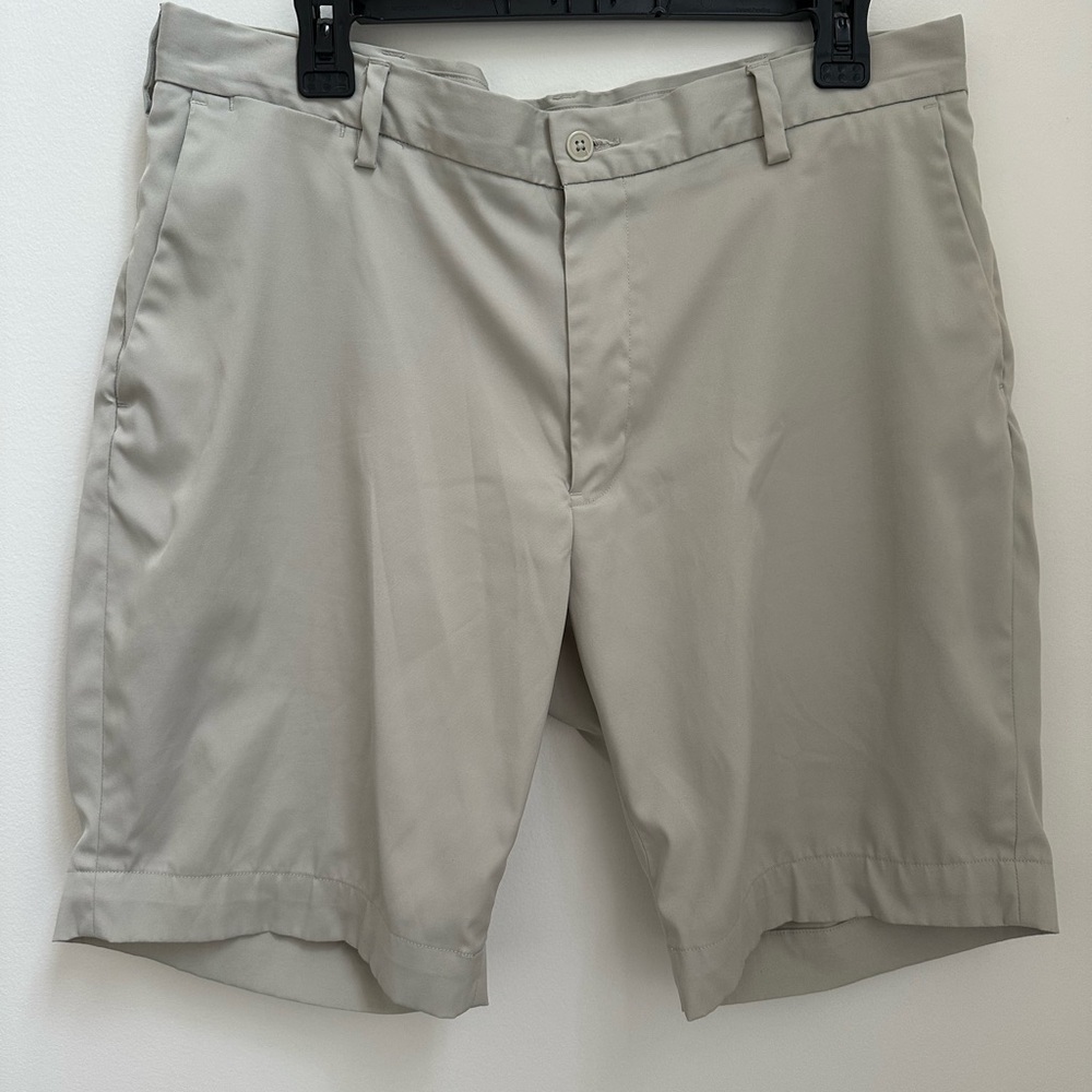 Polo Ralph Lauren Men's Classic Fit Flat Front Shorts Size 35